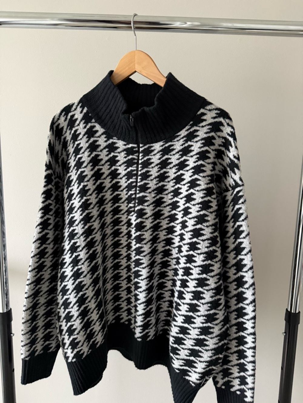 Eddie Bauer Black and White Houndstooth Half-Zip Sweater